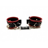 Черно-красные наручники с бантиками из эко-кожи - БДСМ Арсенал - купить с доставкой в Подольске