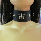 Черный кожаный ошейник с короткими шипами - БДСМ Арсенал - купить с доставкой в Подольске