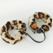 Черные кожаные оковы со съемной леопардовой опушкой - Sitabella - купить с доставкой в Подольске