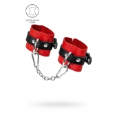 Красно-черные мягкие наручники с одним ремешком с люверсами - Pecado - купить с доставкой в Подольске