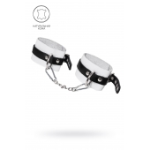Бело-черные мягкие оковы с одним ремешком и люверсами - Pecado - купить с доставкой в Подольске
