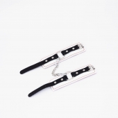 Бело-красные кожаные наручники - Crazy Handmade - купить с доставкой в Подольске