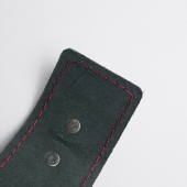 Черные кожаные наручники с красной строчкой - Crazy Handmade - купить с доставкой в Подольске