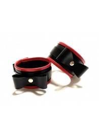 Черно-красные наручники с бантиками из эко-кожи - БДСМ Арсенал - купить с доставкой в Подольске