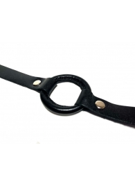 Черный кляп-кольцо на кожаных ремешках - БДСМ Арсенал - купить с доставкой в Подольске
