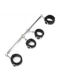 Две пары черных фиксаторов для рук и ног на металлической распорке Spreader Bar - Lux Fetish - купить с доставкой в Подольске