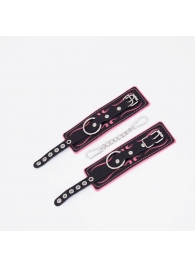 Черно-розовые кожаные наручники с розовой строчкой - Crazy Handmade - купить с доставкой в Подольске