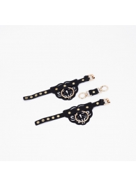 Черные кожаные наручники с клепками, кольцами и золотистой фурнитурой - Crazy Handmade - купить с доставкой в Подольске