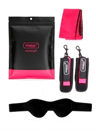 Черно-розовый эротический набор: маска, наручники и повязка - Erokay - купить с доставкой в Подольске