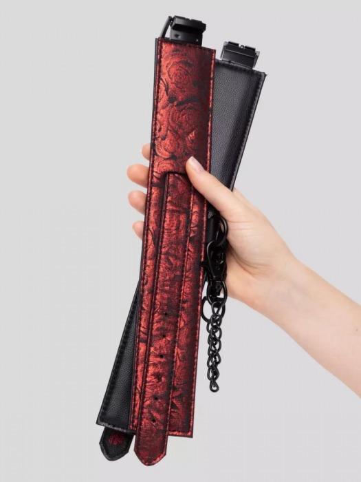 Красно-черные оковы Reversible Faux Leather Ankle Cuffs - Fifty Shades of Grey - купить с доставкой в Подольске