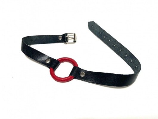 Красный кляп-кольцо на черных кожаных ремешках - БДСМ Арсенал - купить с доставкой в Подольске