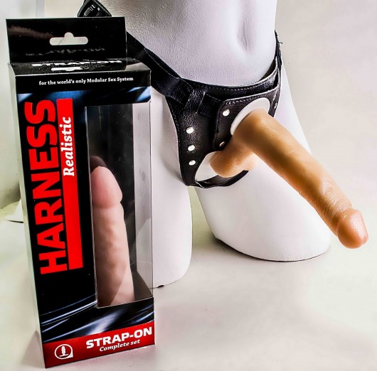 Фаллоимитатор телесного цвета на трусиках с плугом - 16,5 см. - LOVETOY (А-Полимер) - купить с доставкой в Подольске