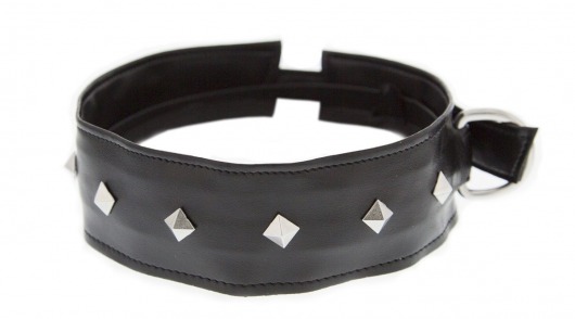 Полиуретановый ошейник с пуклями Collar with Studs - Blush Novelties - купить с доставкой в Подольске